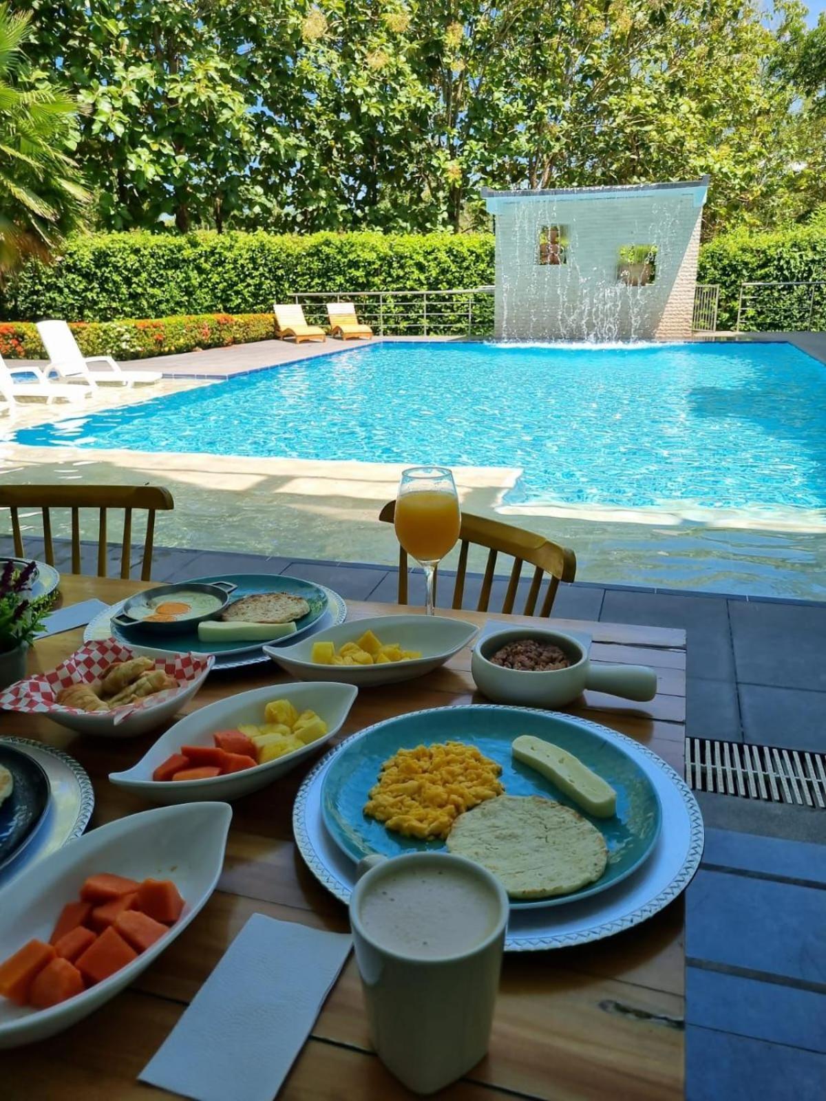 Hotel Puerto Triunfo Doradal Εξωτερικό φωτογραφία